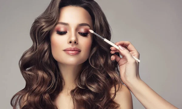 servicio profesional de maquillaje